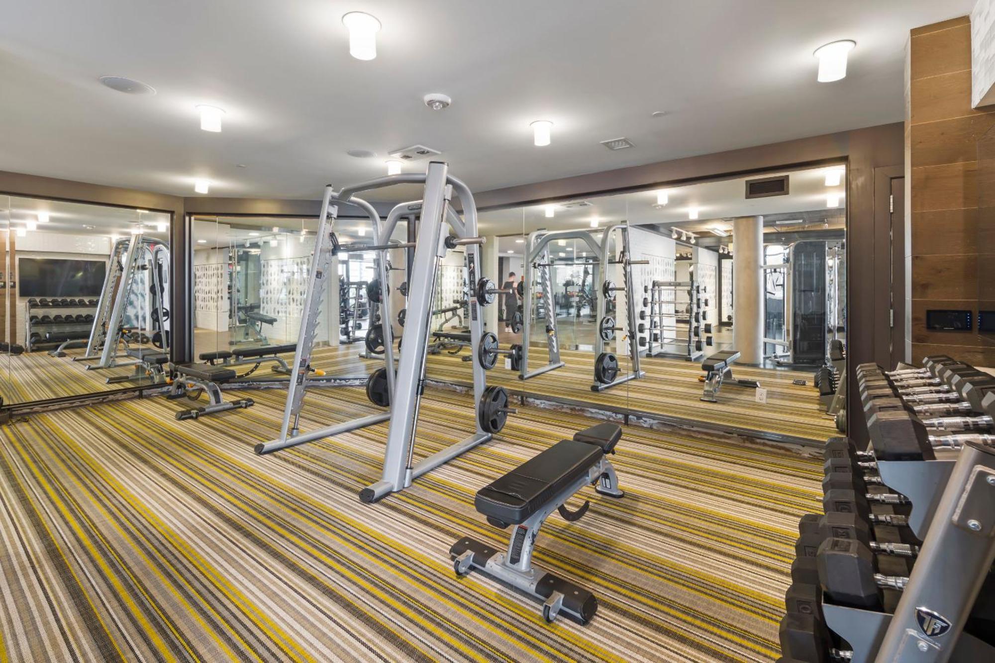 Global Luxury Suites At Рэстон Экстерьер фото